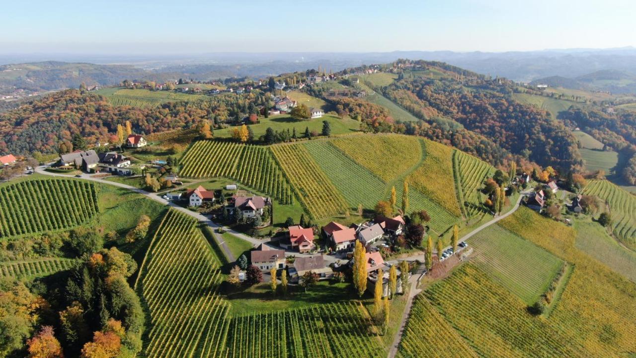 Ferienwohnung Gästehaus Kaiser Kitzeck im Sausal Exterior foto