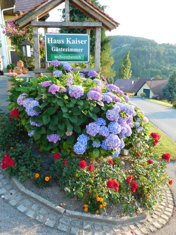 Ferienwohnung Gästehaus Kaiser Kitzeck im Sausal Exterior foto